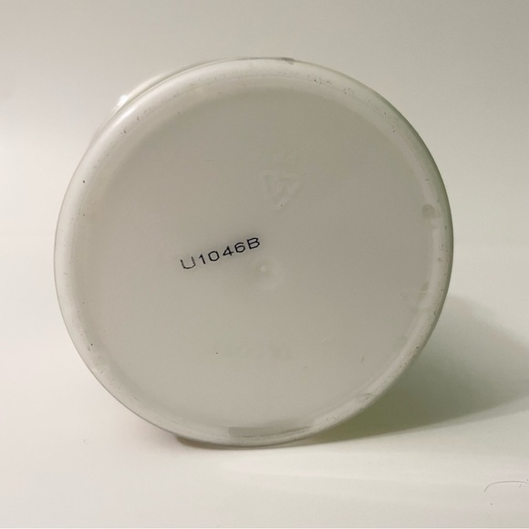 NatureWell Extra Virgin Coconut MCT Moisturizing Cream  284g - Picture 10 of 10